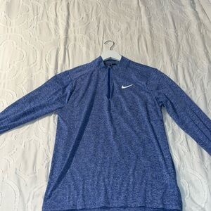 Nike men’s small running dri-fit long sleeve shirt